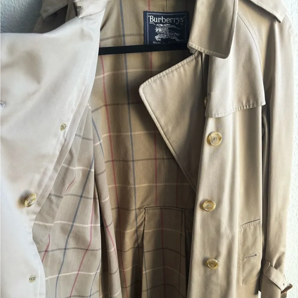 ❤️Vintage Burberrys’ Women’s Trench Coat - Picture 15 of 16